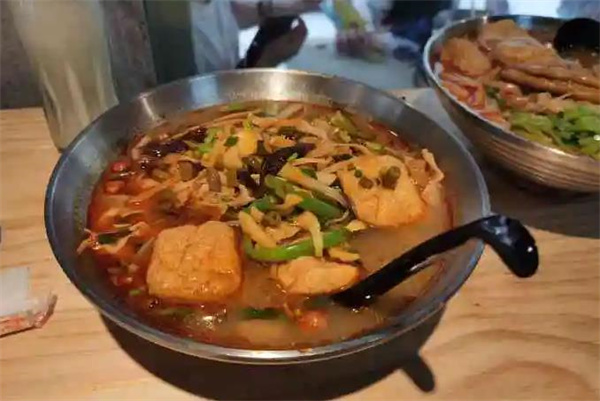 大熊熊螺螄粉