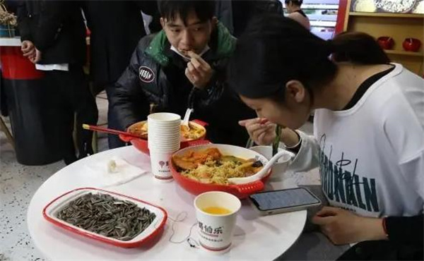 蜀伯樂麻辣燙費(fèi)多少錢？口碑怎么樣？