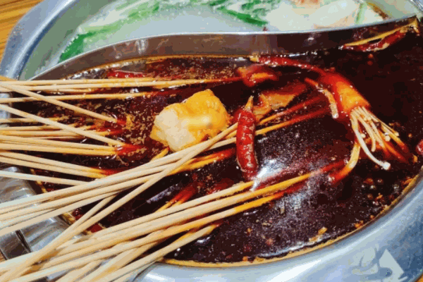 玉林串串香費多少錢?