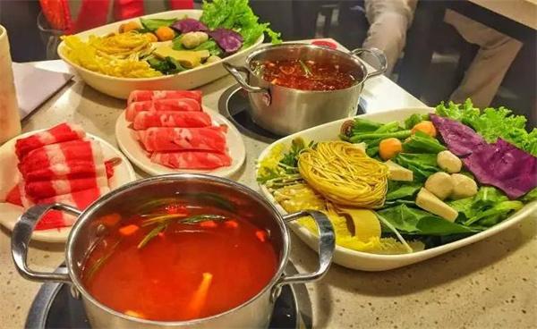 尚撈回轉(zhuǎn)小火鍋