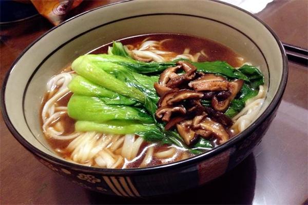 老頭香菇面加盟