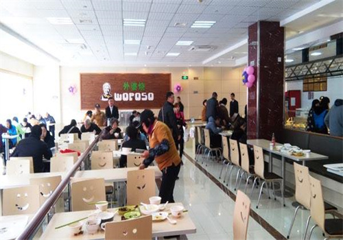 外婆燒快餐店加盟
