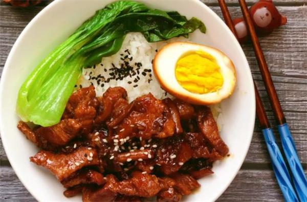 開一個寶島鹵肉飯好不好？需要多少費？