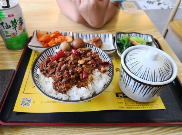 阿一師鹵肉飯