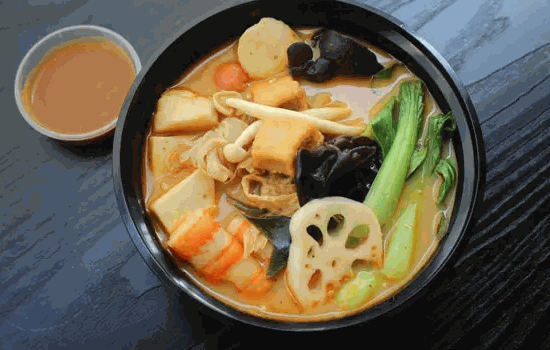 陳老五麻辣燙店