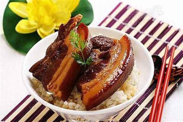 甕肉干飯
