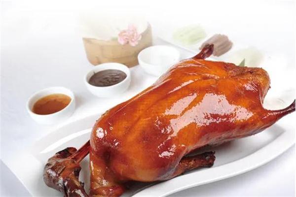 轉(zhuǎn)爐烤鴨加盟