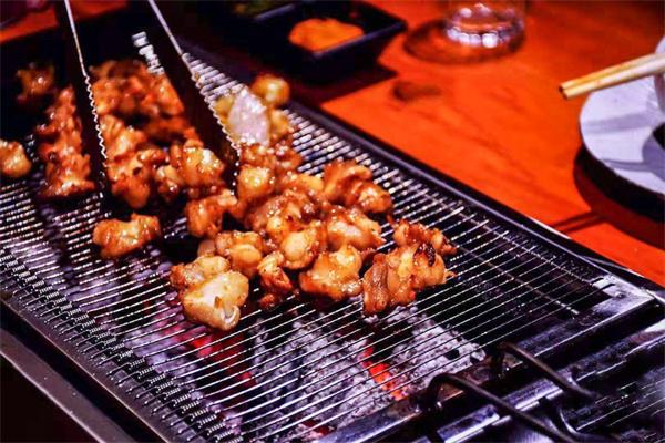 東北炭火烤肉店
