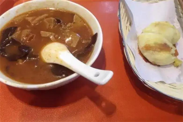 楊孝業(yè)胡辣湯費多少錢？
