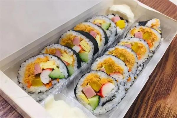 三順韓媽媽韓國紫菜包飯加盟