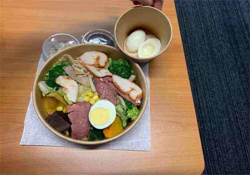 食野創(chuàng)意輕食加盟