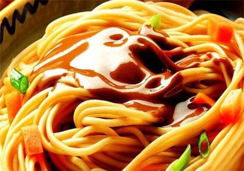 真興隆熱干面加盟