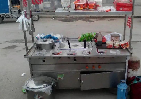 串串香小吃車要多少錢？