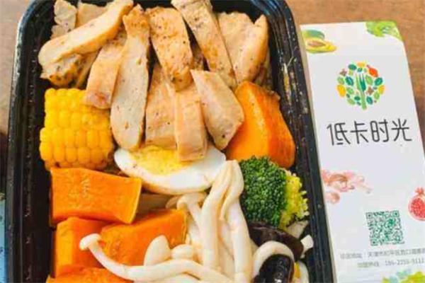 低卡時光輕食加盟