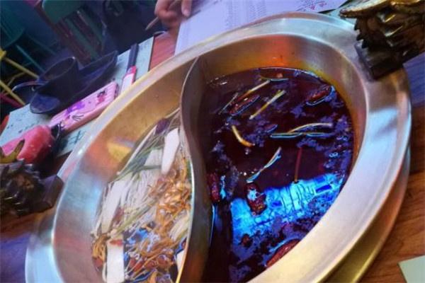蛙久鮮美蛙魚頭火鍋