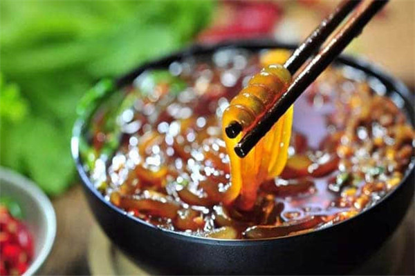 嗨酸辣粉加盟