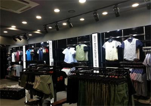 黑蝠社時(shí)尚男裝店加盟