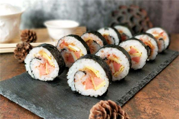 團(tuán)味小仙肉壽司加盟