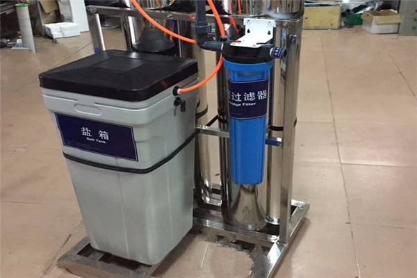 家園山泉水質(zhì)處理器加盟