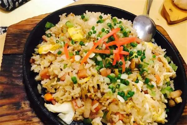 小金牛鐵板飯加盟