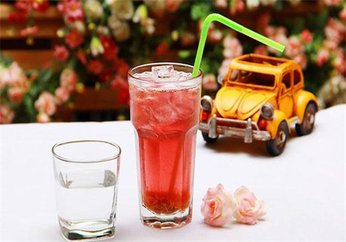 滿滿愛飲品加盟