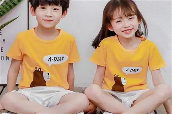 小頑皮服飾童裝加盟
