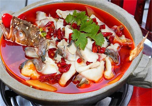 魚梆子石鍋魚