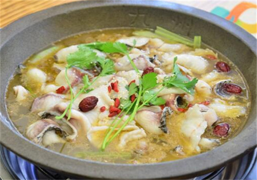 魚梆子石鍋魚