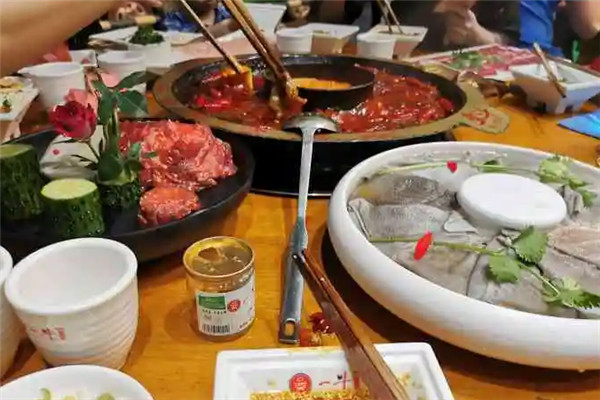 一斗鮮火鍋加盟