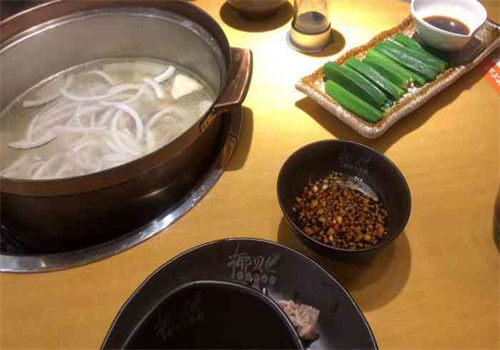 椰貝椰子雞加盟
