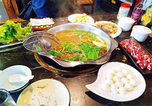 小牛家村黃牛肉火鍋加盟