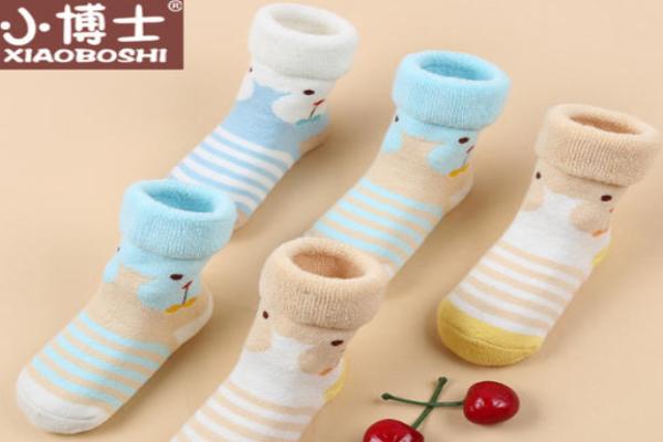 小博士母嬰店加盟