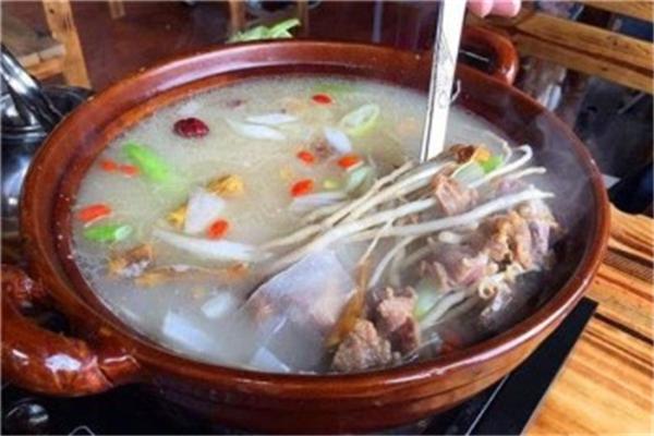季悅火鍋加盟