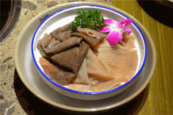 鄉(xiāng)土黃牛肉火鍋加盟