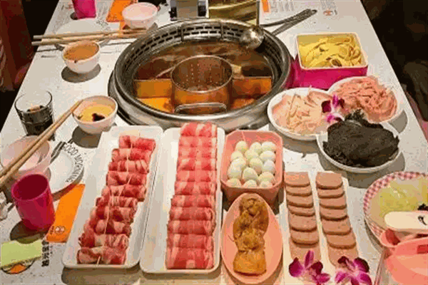 小資小咖外賣火鍋加盟
