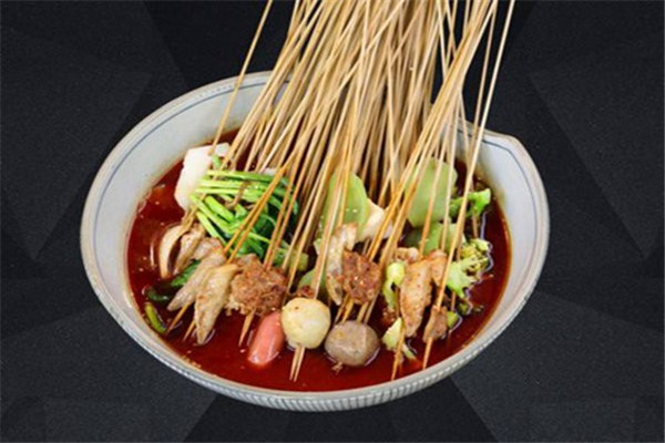 馬路邊串串香店加盟