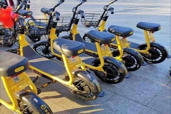 覓?cǎi)R共享電動(dòng)車(chē)