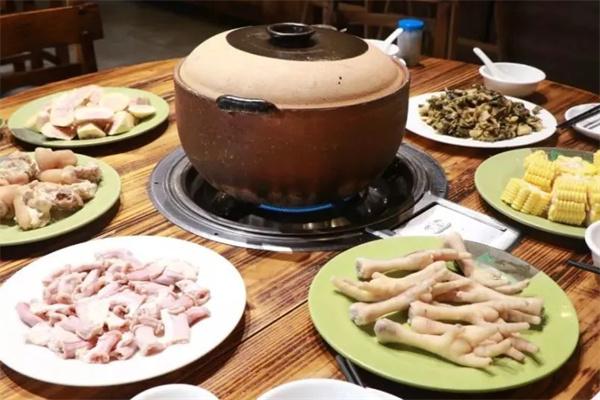臭屁醋火鍋加盟
