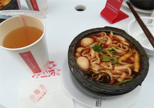 小淘氣砂鍋粉面加盟