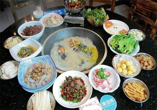 呷趣柴火魚加盟