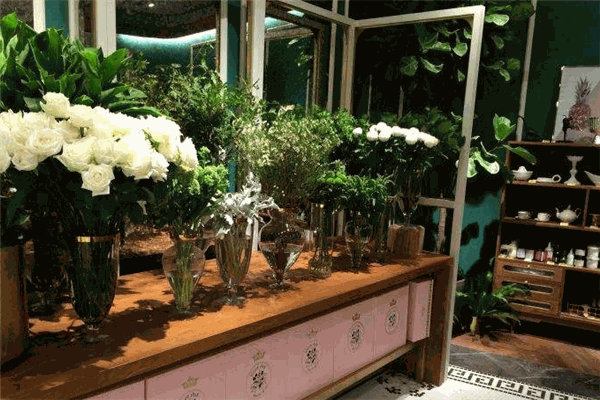 顏藝花房加盟