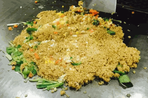 撈鮮森機器人搖滾炒飯