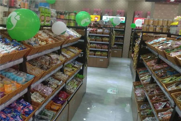 好多零食店加盟