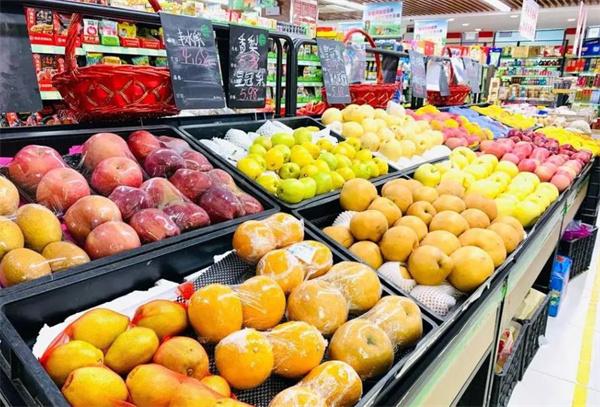 丹尼斯全日鮮便利店
