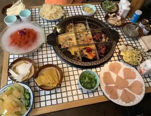 石八梯老火鍋