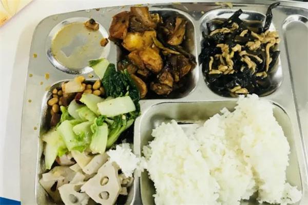 都市快客快餐加盟