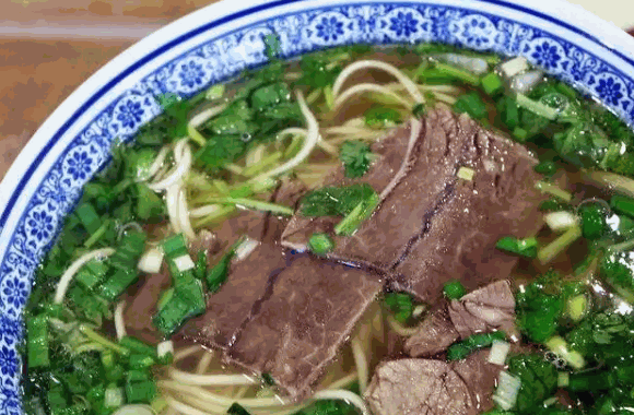 牛肉拉面費(fèi)多少?