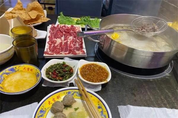 大吉利牛肉火鍋加盟