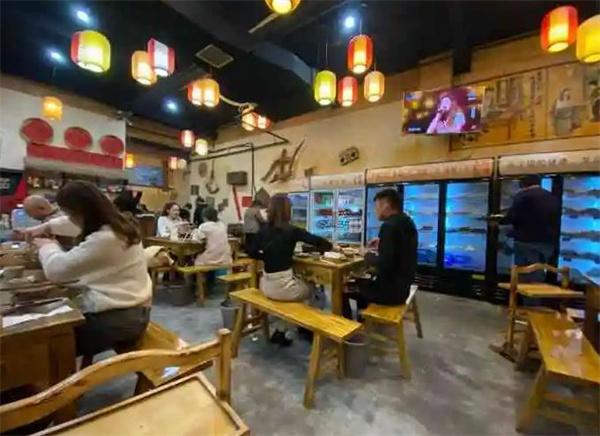 灶門簽特色麻辣串串香