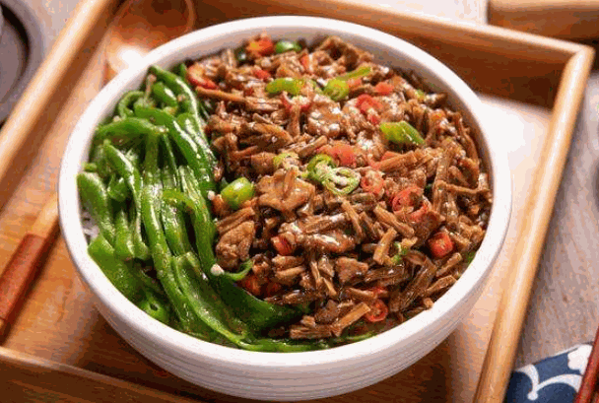 雷椒拌飯加盟